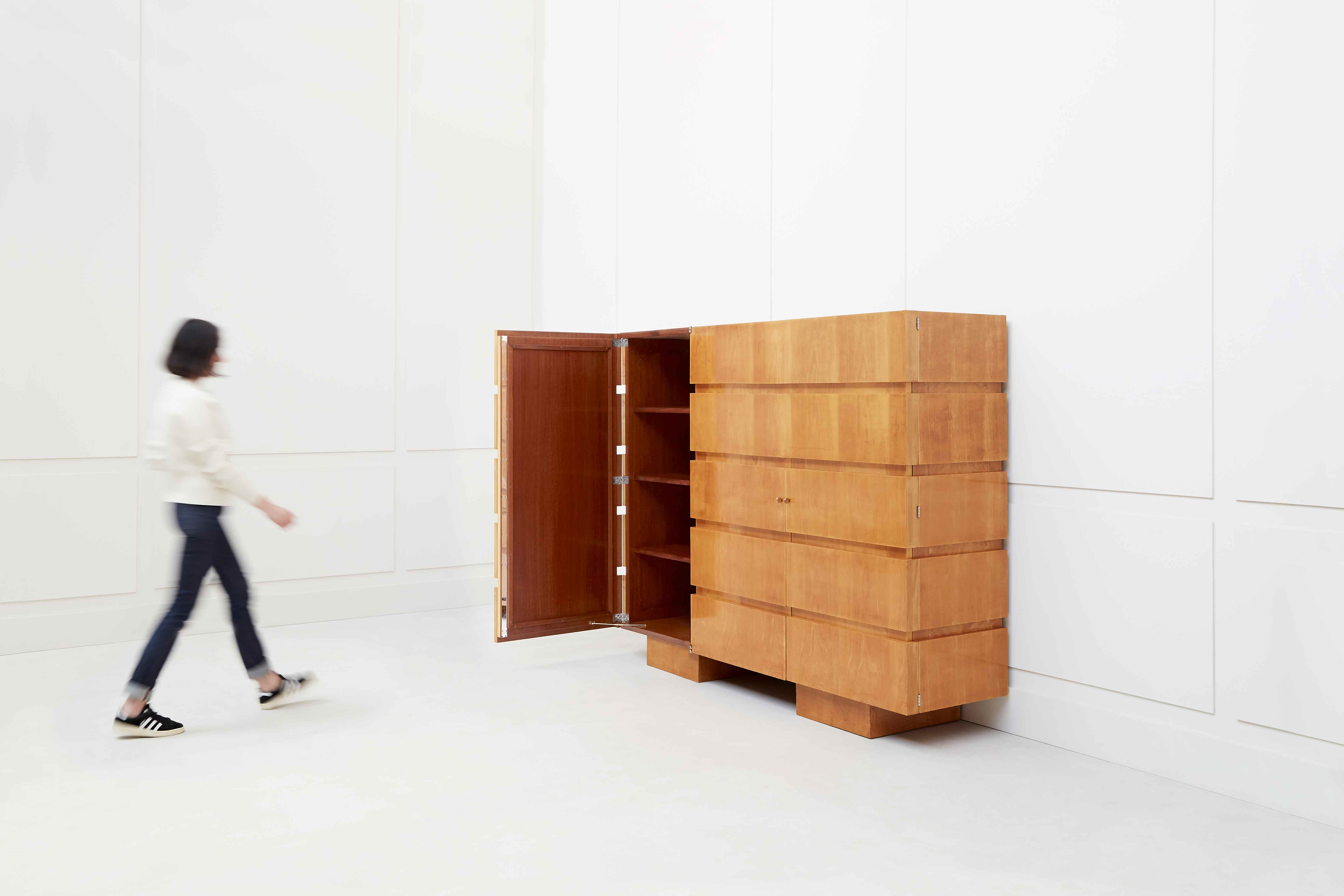 Jean Royere, Cabinet called “Bensaude”, vue 03
