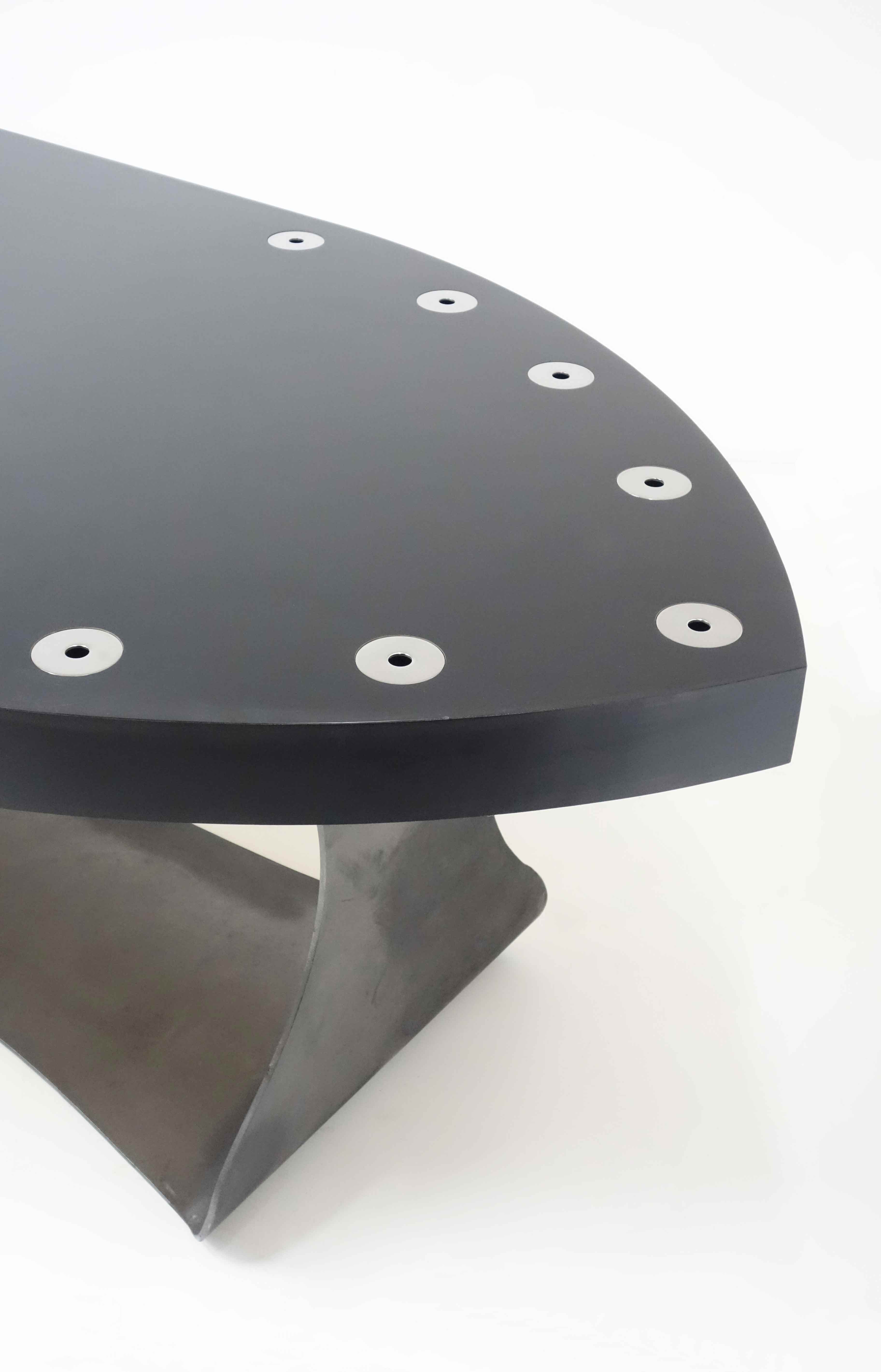Yonel Lebovici, Table “fer à repasser”, vue 03