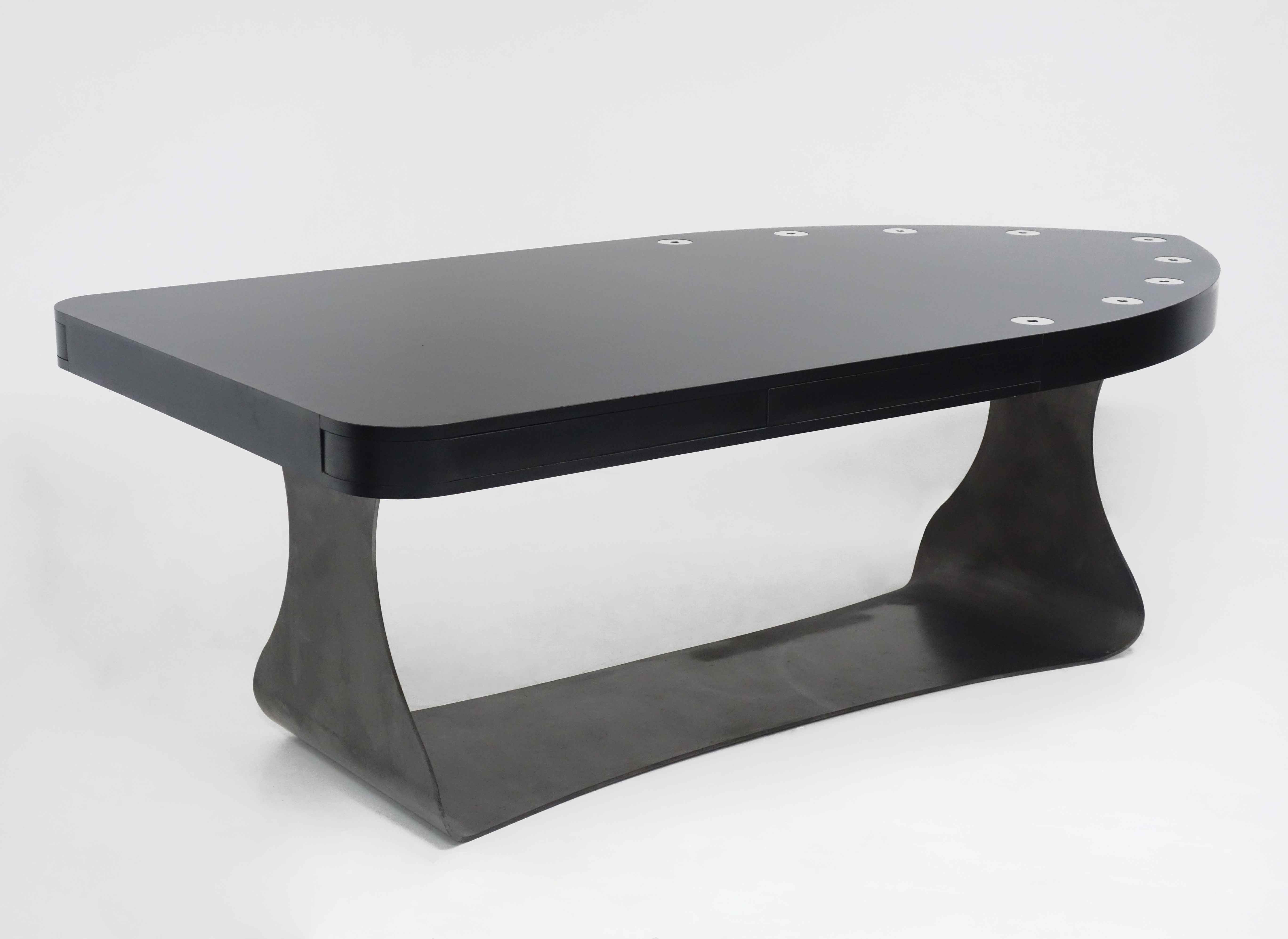 Yonel Lebovici, Table “fer à repasser”, vue 02