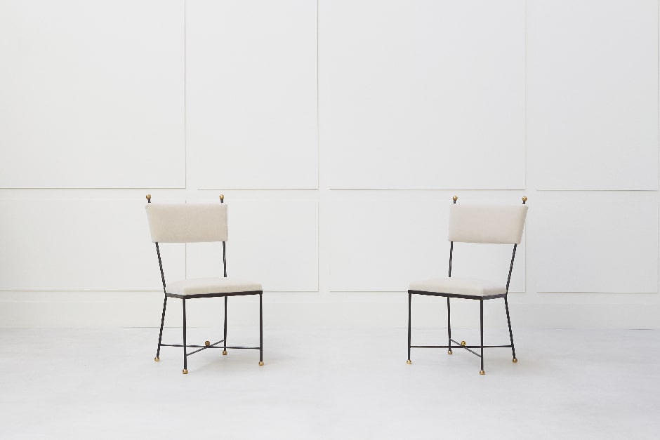 Jean Royère, Paire of « Boule » chairs, vue 01