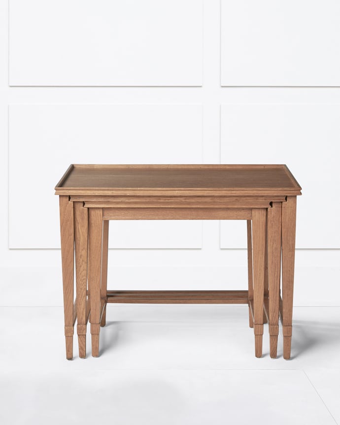 Jean-Michel Frank, Ensemble de trois tables gigognes, vue 02