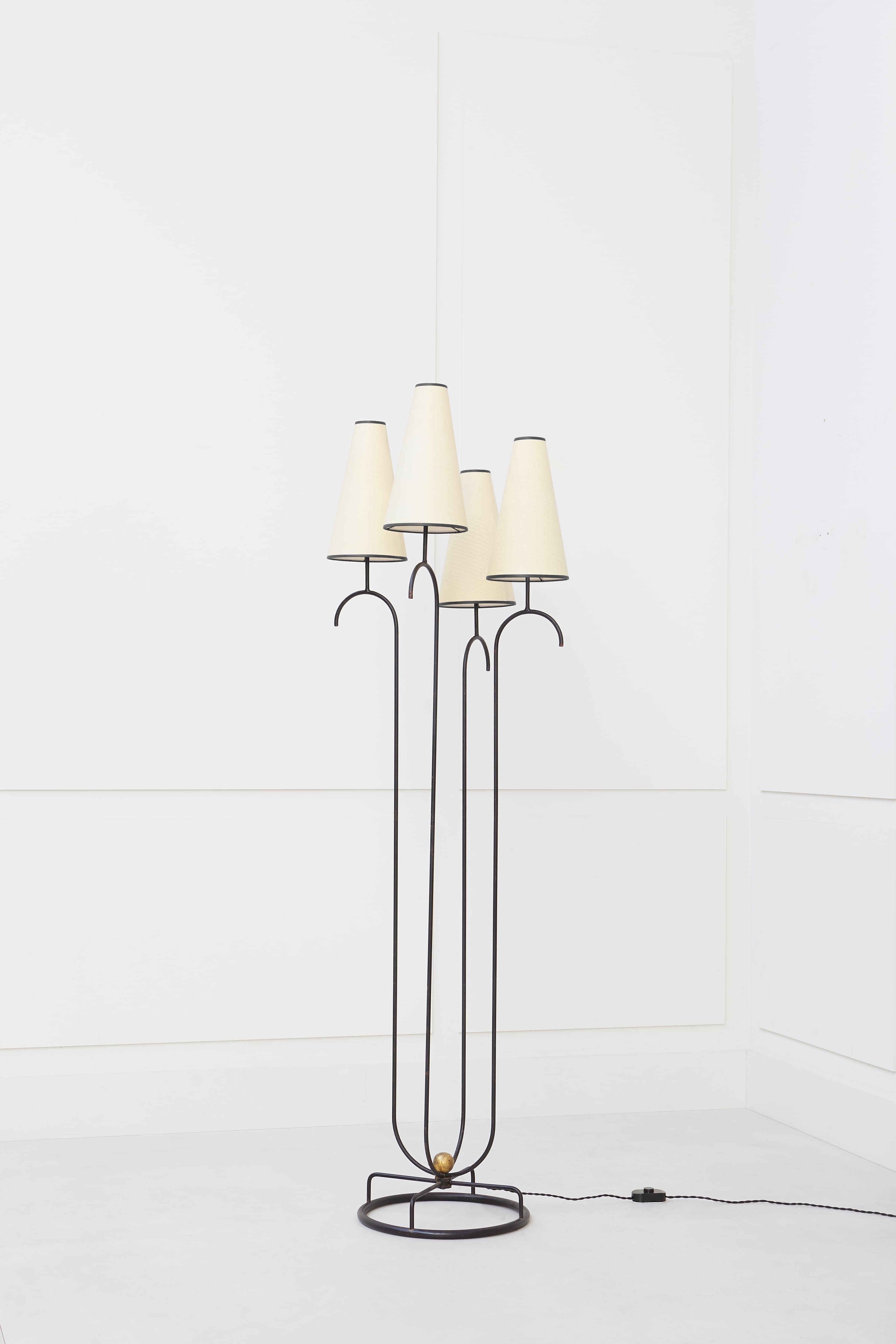 Jean Royère, Lampadaire « Jet d’eau », vue 01
