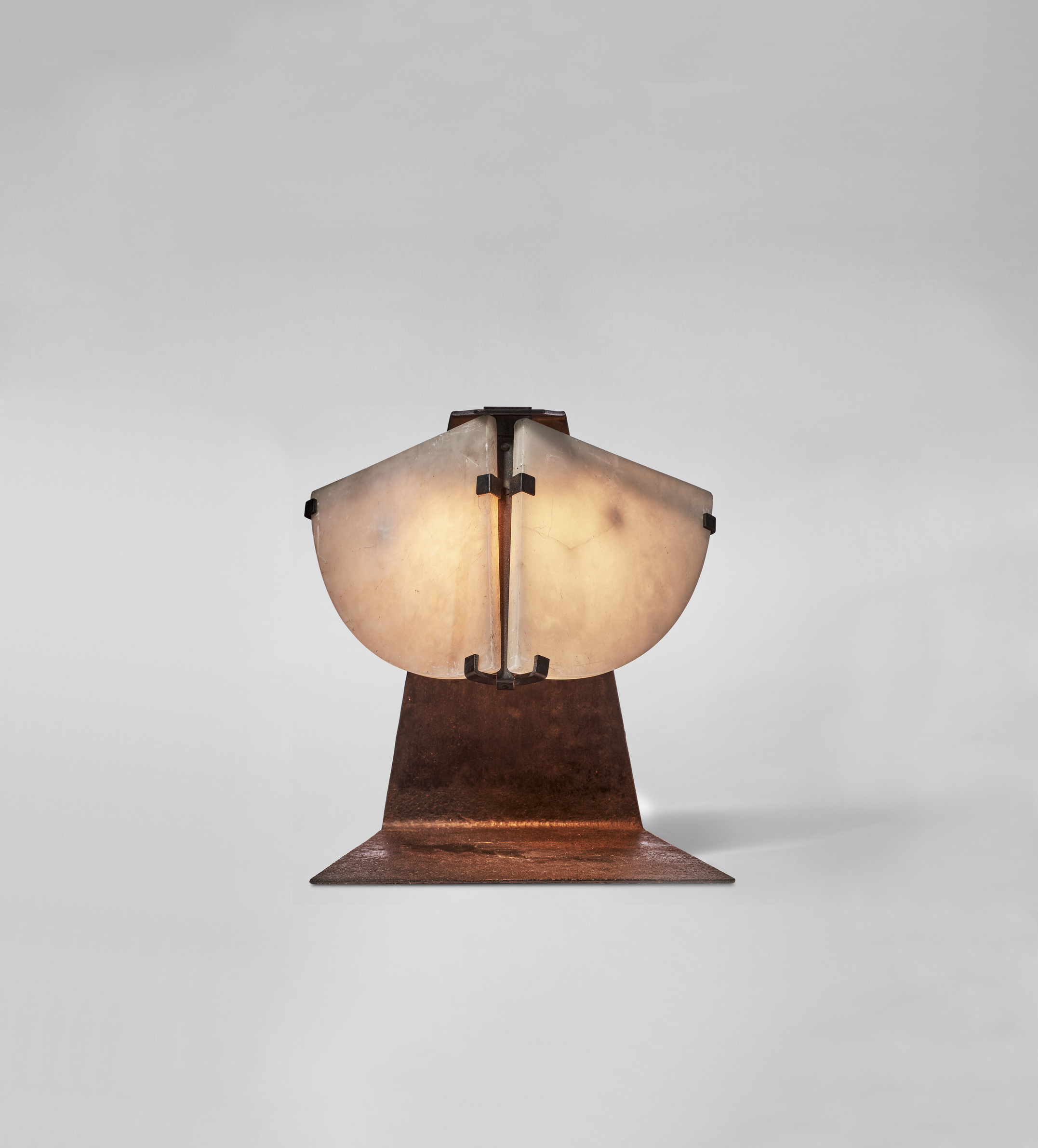 Pierre Chareau, “Masque” Lamp, vue 02