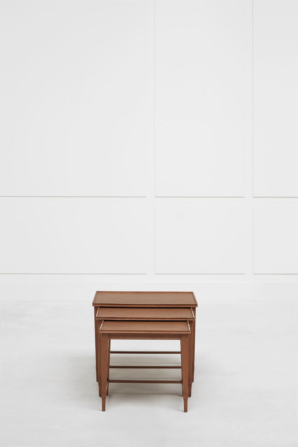 Jean-Michel Frank, Set of nesting tables, vue 02