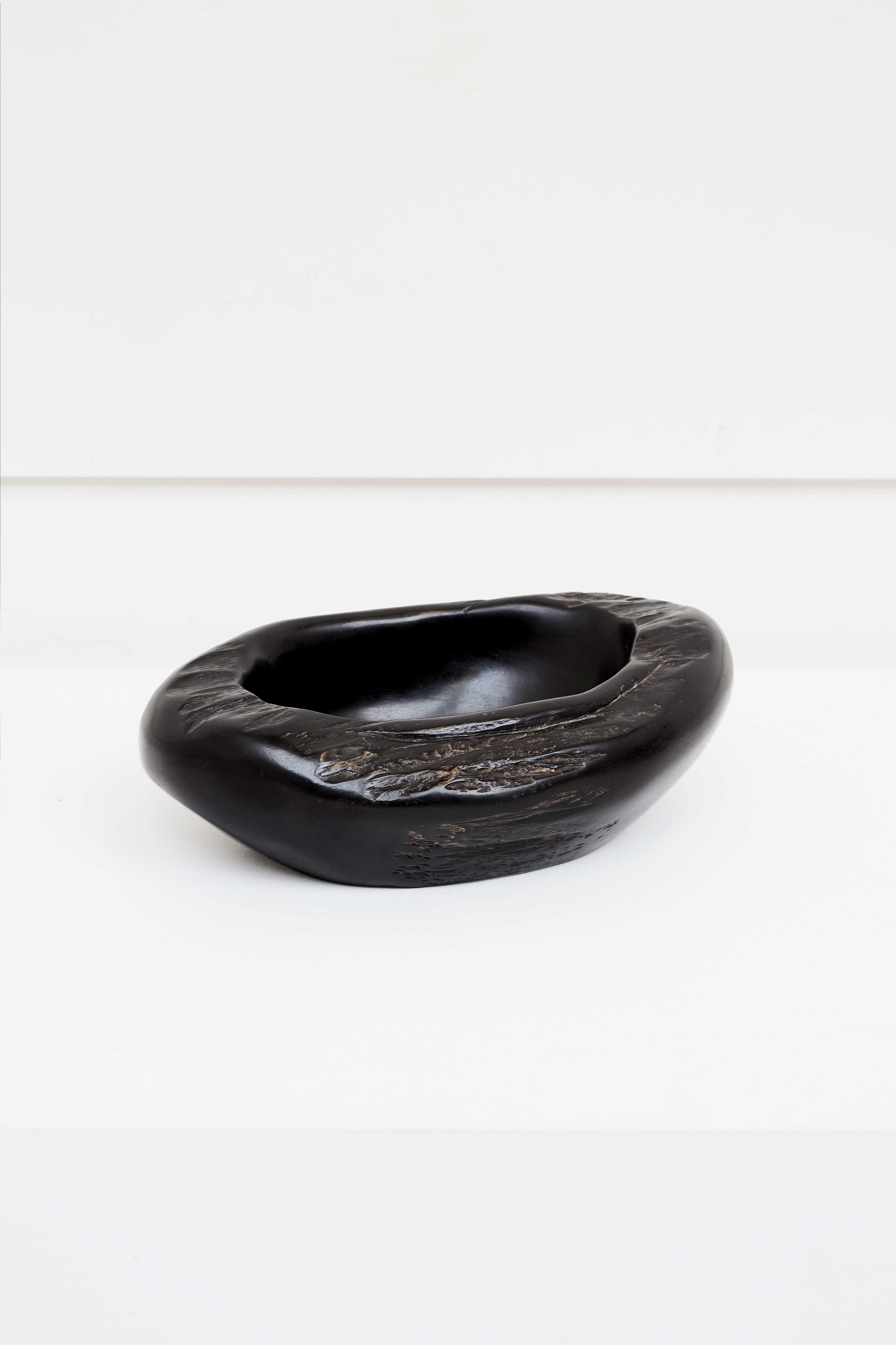 Alexandre Noll, Large ebony bowl, vue 02