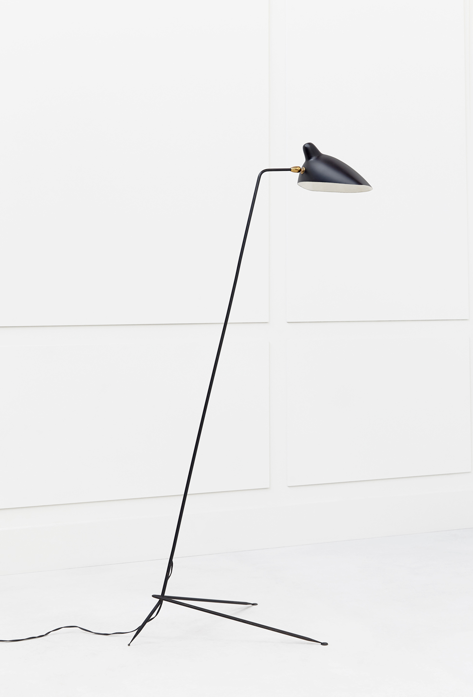 Serge Mouille, Lampadaire simple, vue 02