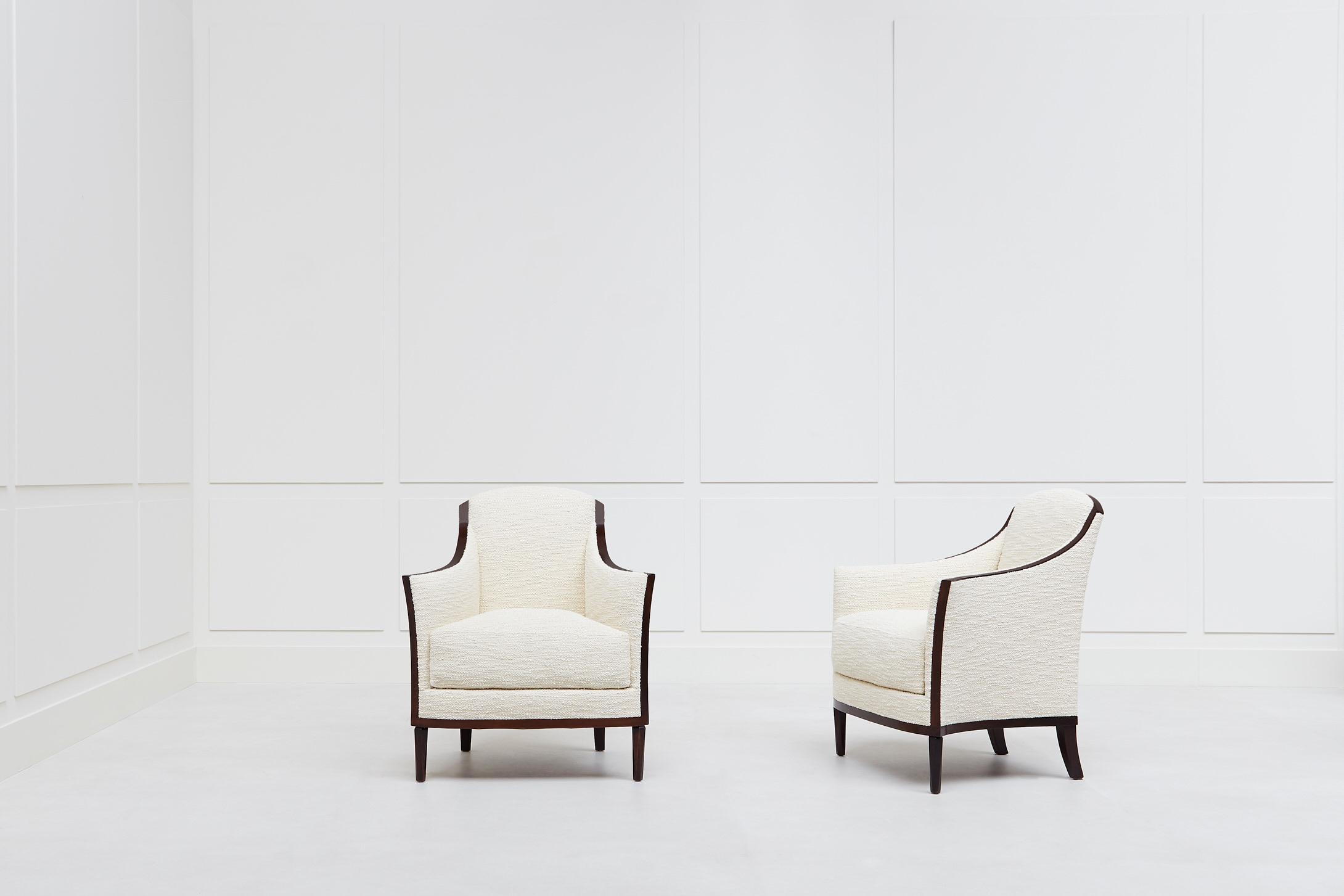 Jean-Michel Frank, Pair of armchairs, vue 01
