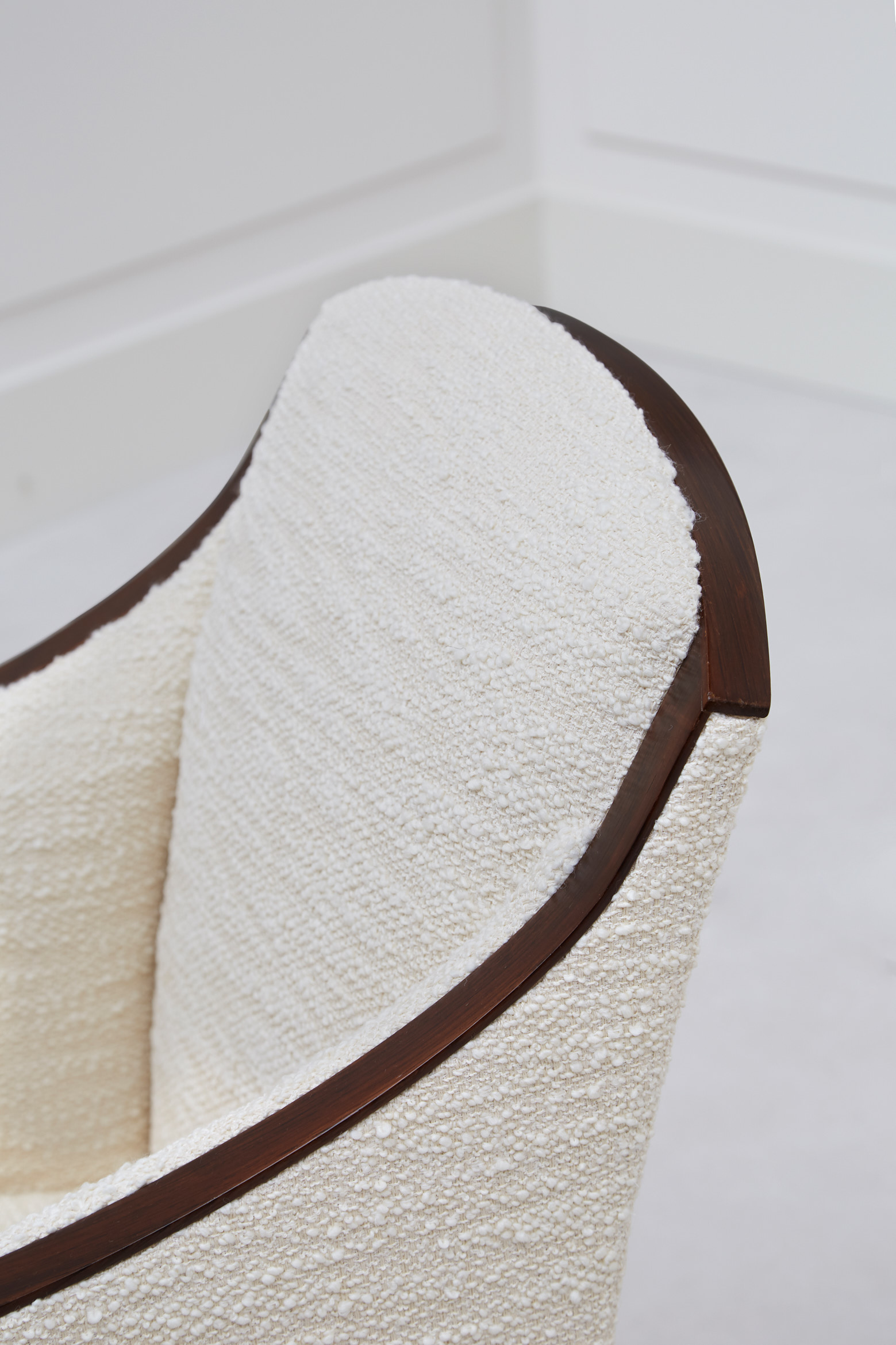 Jean-Michel Frank, Pair of armchairs, vue 03