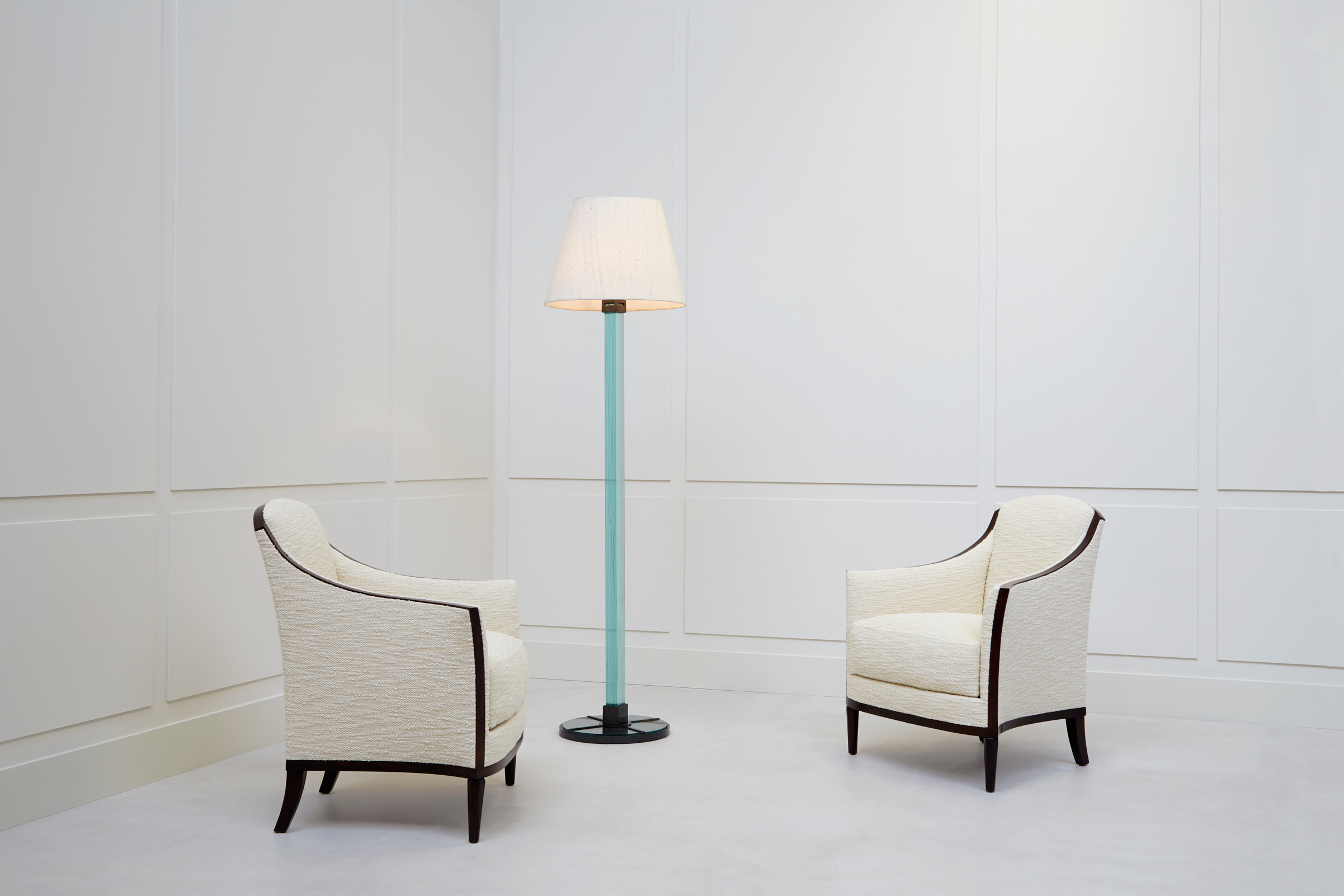Jean-Michel Frank, Pair of armchairs, vue 05