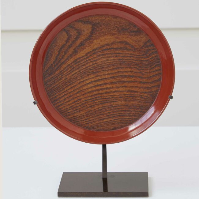 Eileen Gray, Plateau en laque