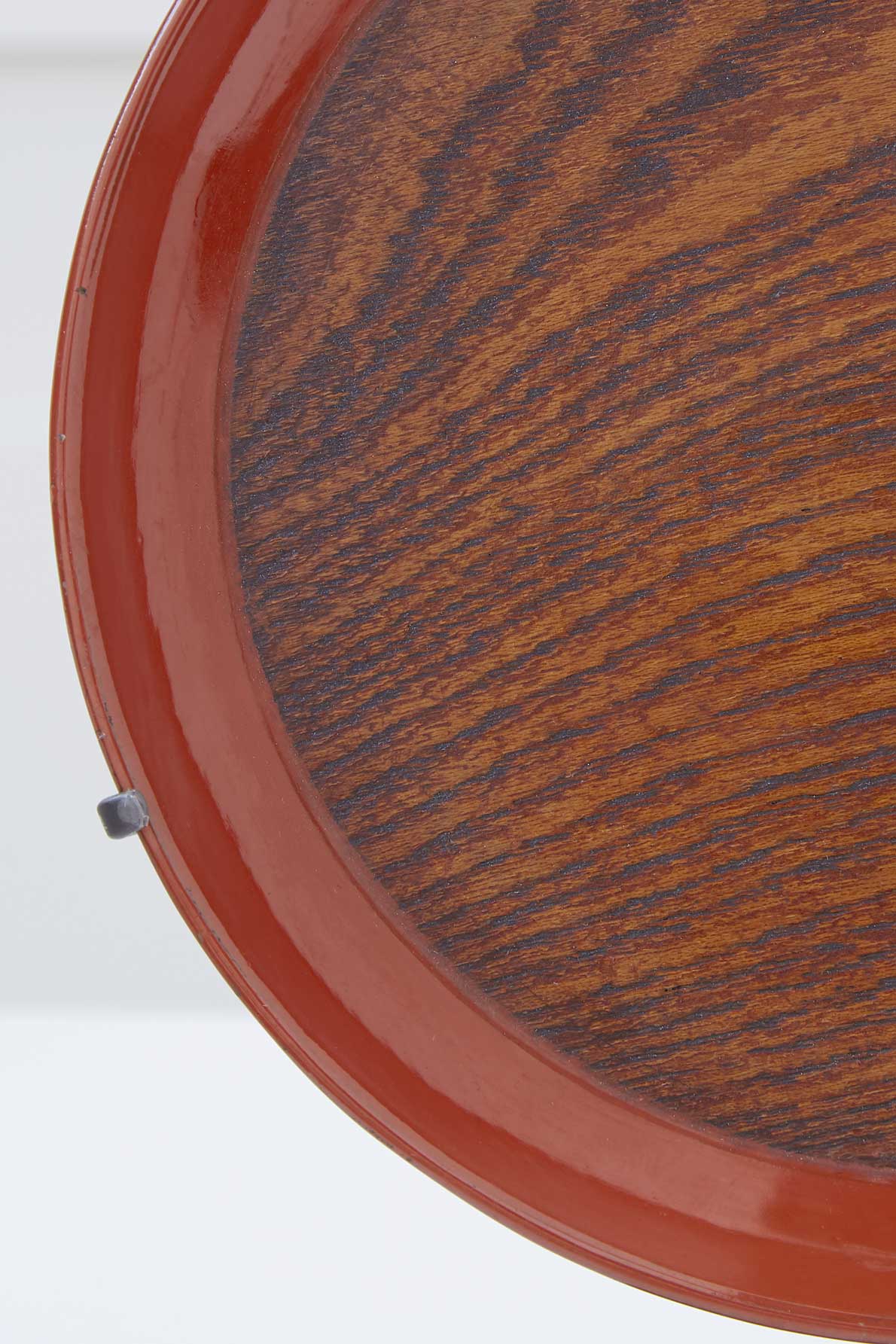 Eileen Gray, Lacquered platter, vue 02