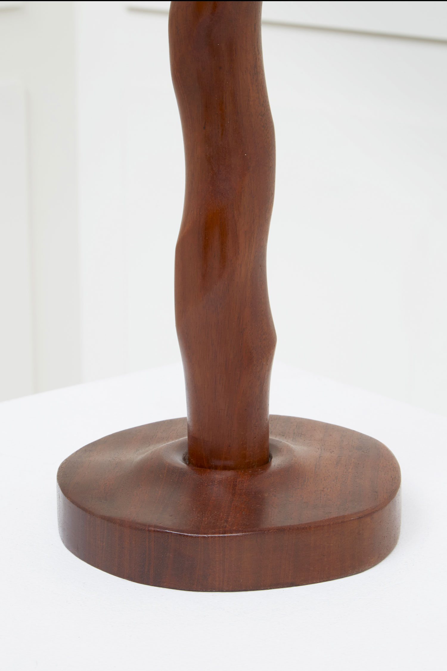 Alexandre Noll, Mahogany lamp, vue 02