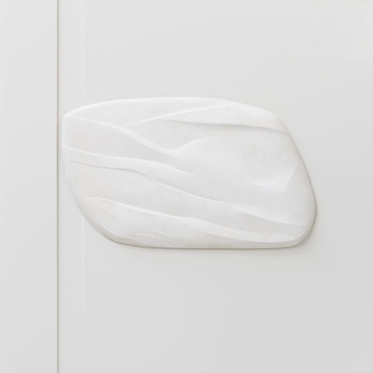 Valentine Schlegel, Low relief “La plage”
