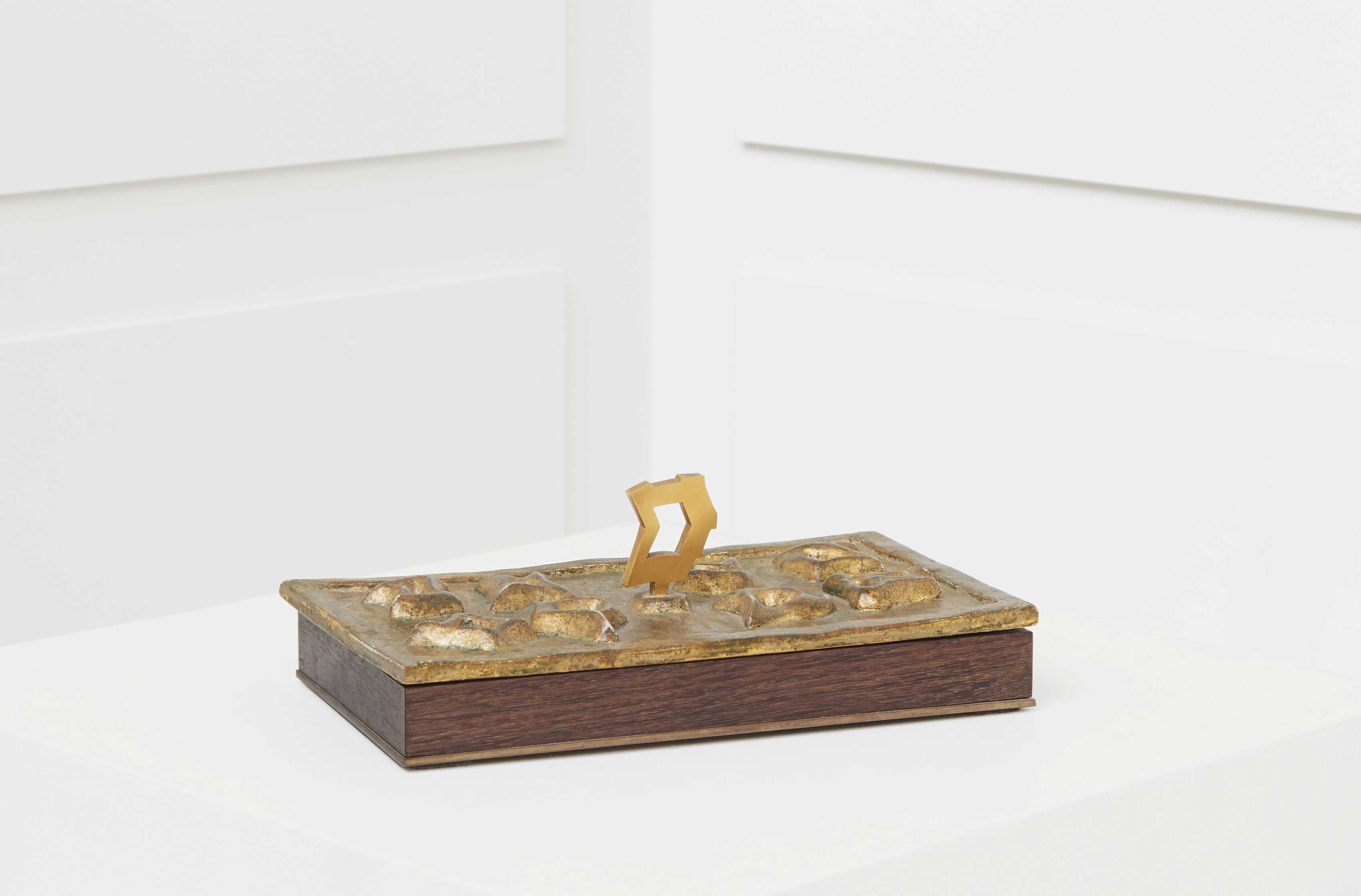 Marc du Plantier, Boîte, vue 02