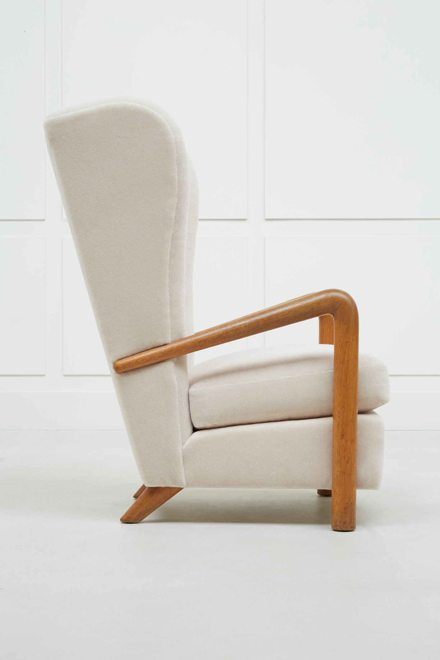 Jean Royère, Paire de fauteuils, vue 04