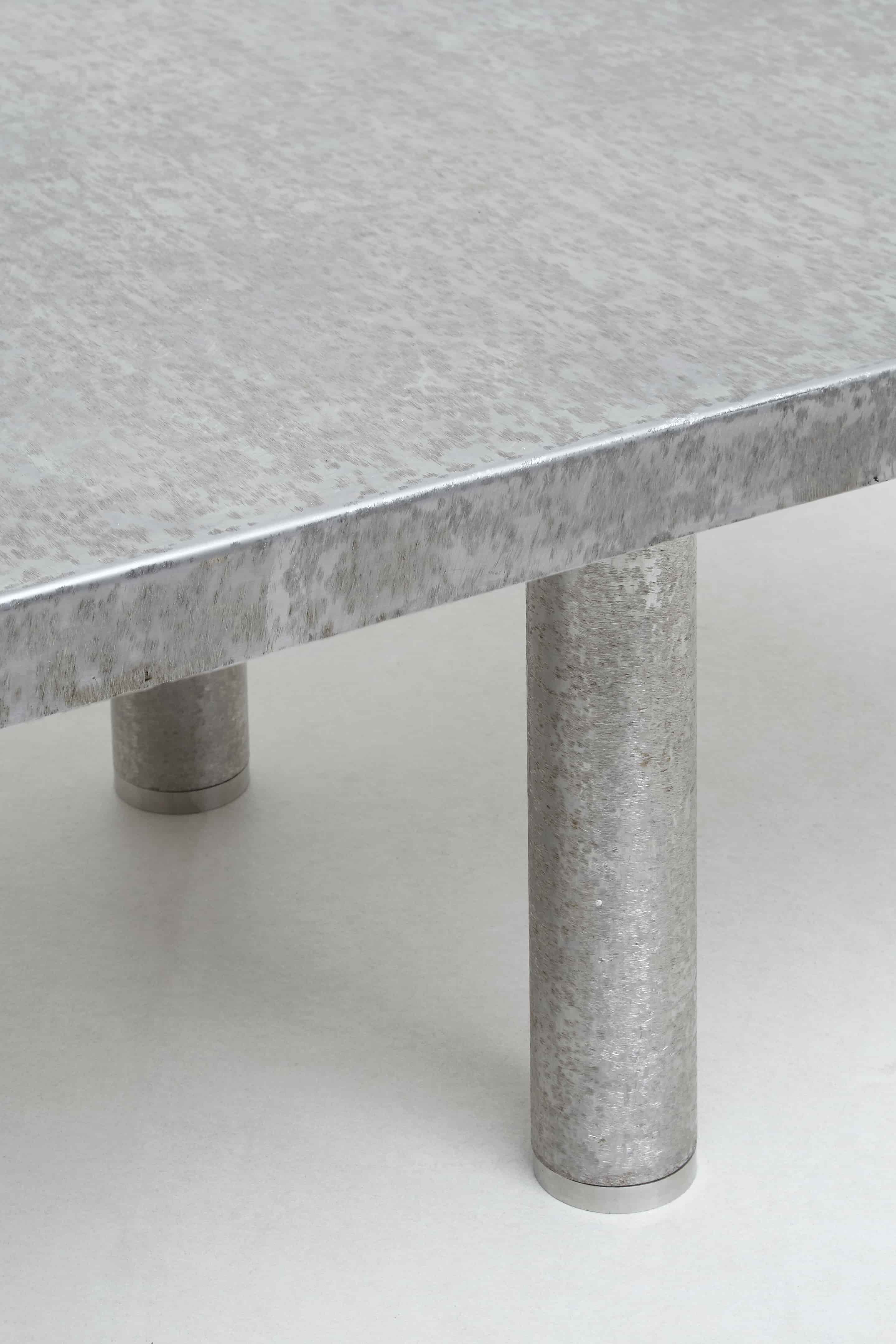 Philolaos Tloupas, Table basse, vue 05