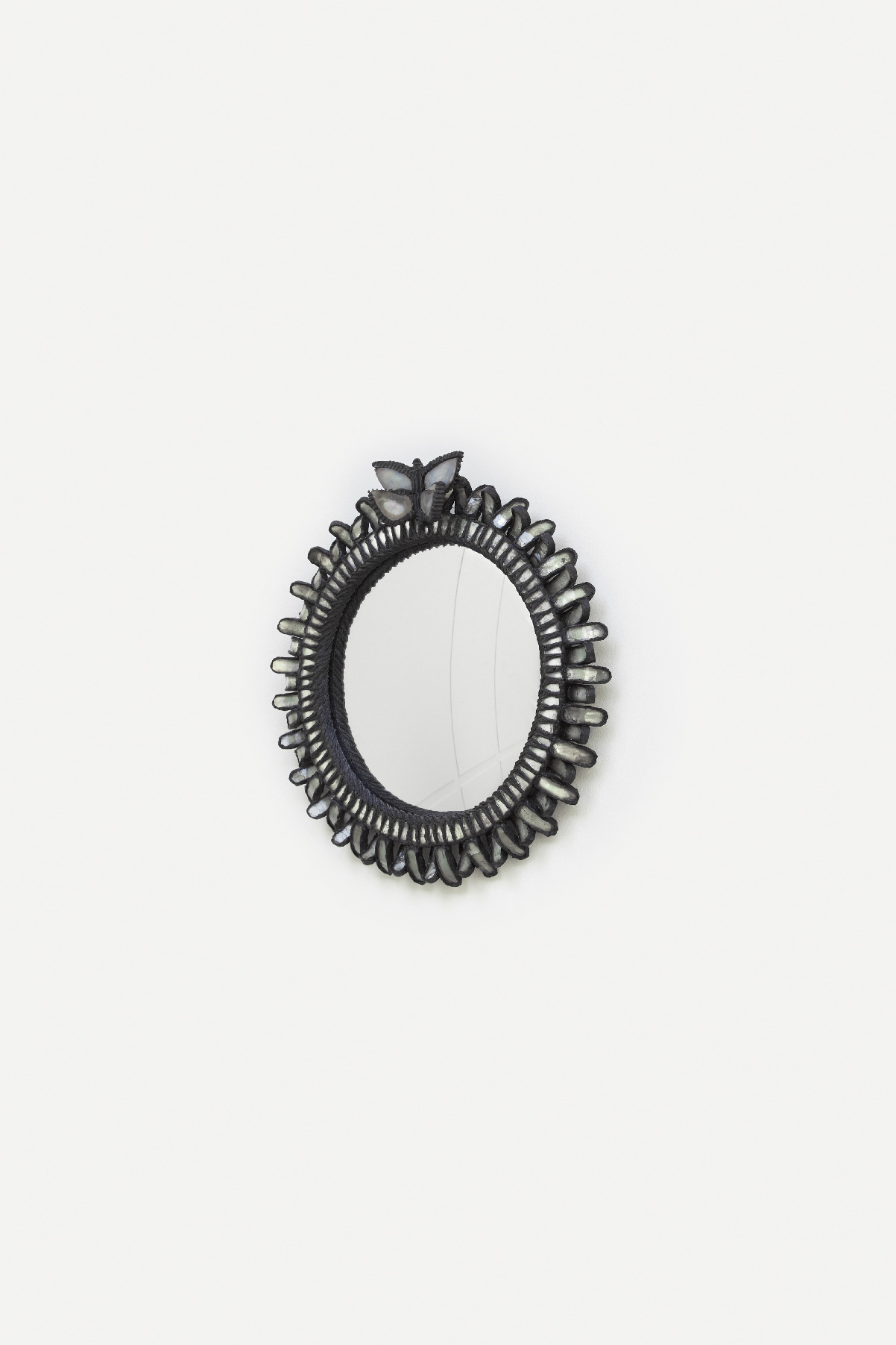 Line Vautrin, Butterfly mirror, vue 02