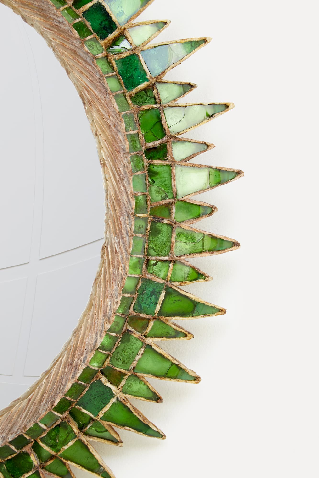 Line Vautrin, Miroir «Soleil à Pointes n°4» vert, vue 03